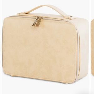 EUC Beis The Cosmetics Case in Beige